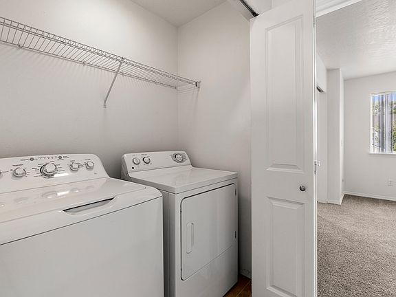 5th image of 605 N Hydra Pl #A