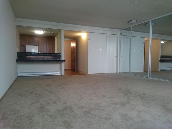 3rd image of 1421 Bellevue Ave #A