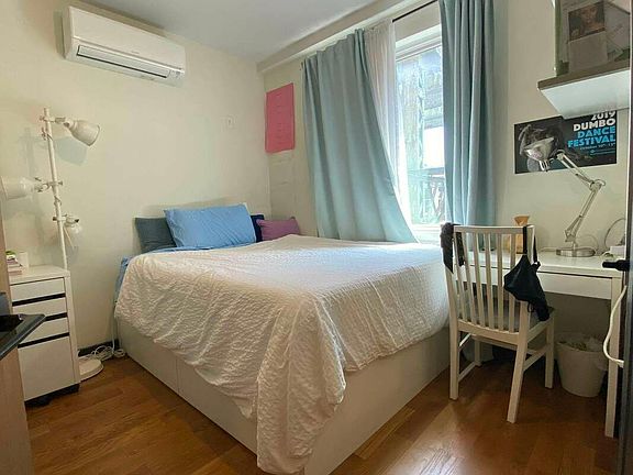 4th image of 1157 Myrtle Ave APT 3C