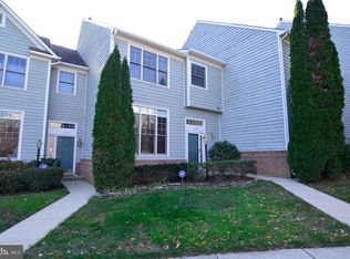 1279 Weatherstone Ct, Reston, VA 20194