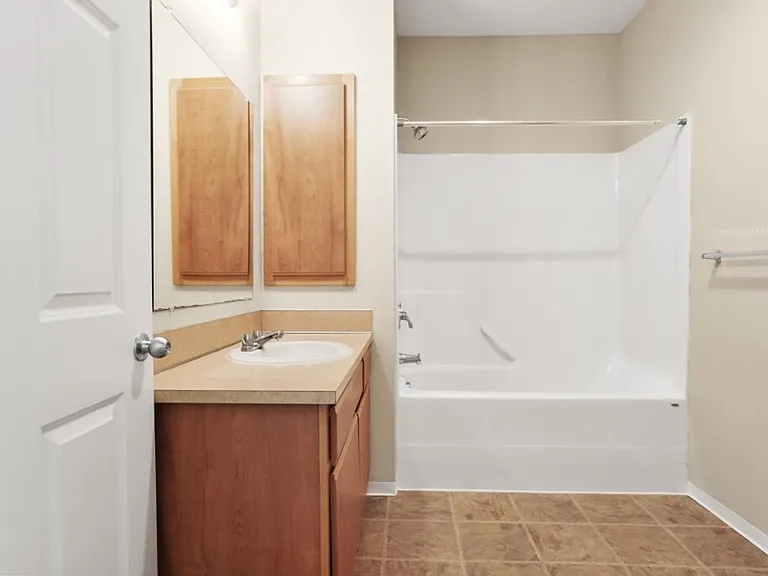 Baxter Ridge Apartments — Photo 52