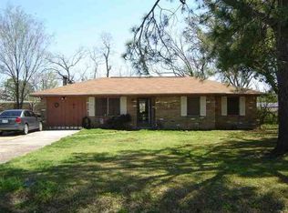 6158 Warren St, Groves, TX 77619