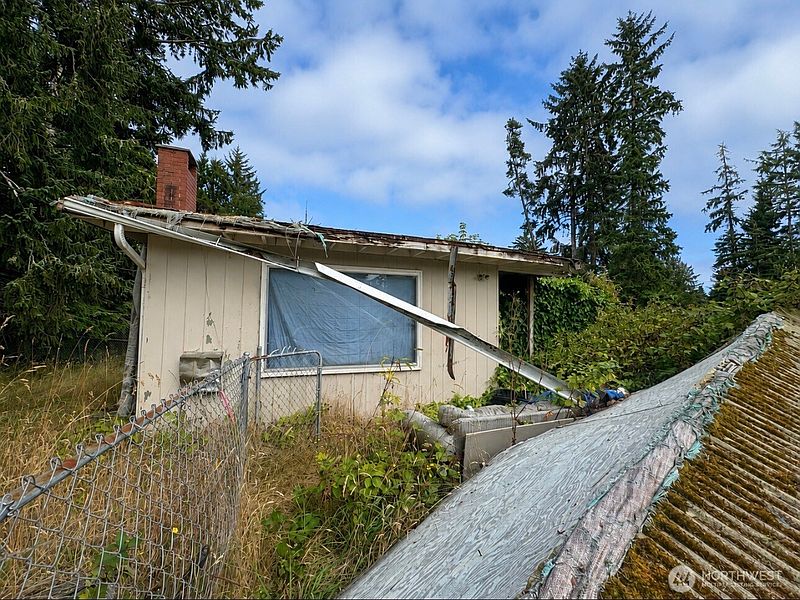 2nd image of 27302 W Street