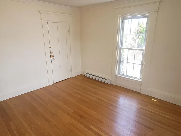 599 Union St #1 — Photo 11