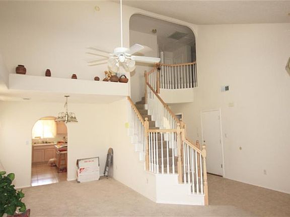 3rd image of 10209 Montford St NW
