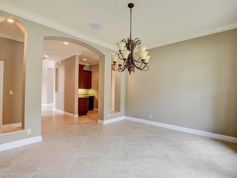 6669 Cobia Cir — Photo 9
