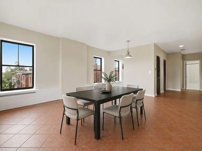 64-66 Congress St #401 — Photo 8