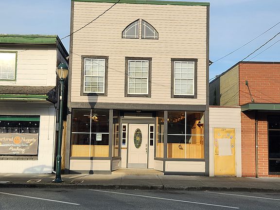 3rd image of 107 S Granite Ave #201