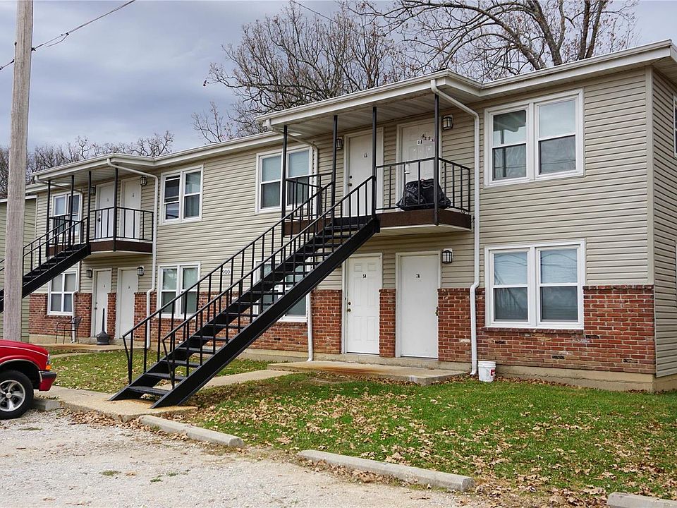 1st image of 900 S Dilworth Ln