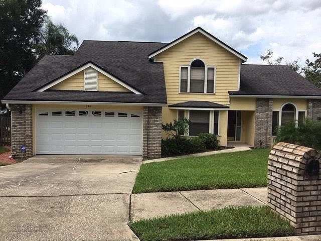 Beautiful 2-story home