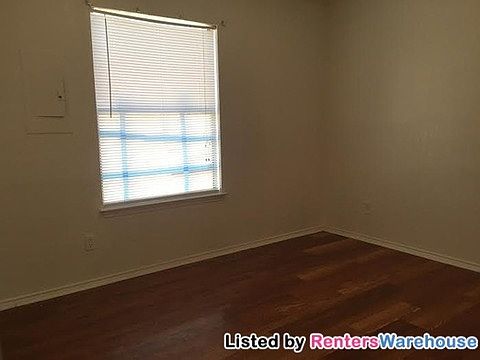 4th image of 907 S Mesquite St APT D