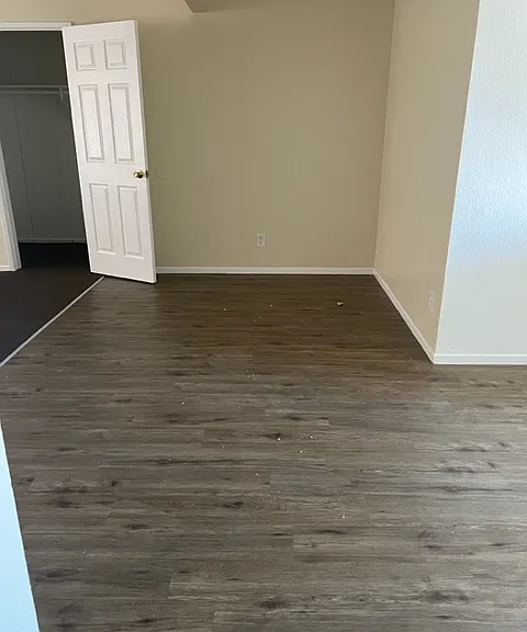 Del Rosa Palms Apartments — Photo 21