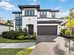 4837 Antrim Dr, Sarasota, FL 34240