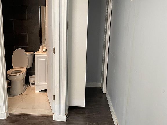 3rd image of 2631 Taylor St #2