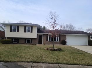 6327 Robert E Lee Dr, Fairfield, OH 45014