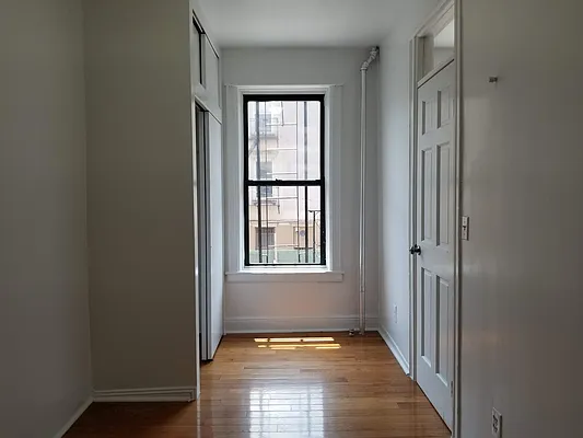 Rented by Corcoran | media 17