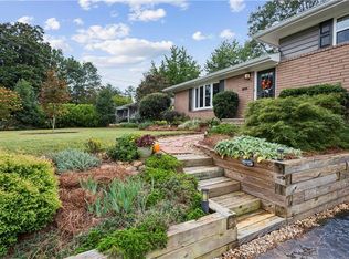3075 Vandiver Dr, Marietta, GA 30066