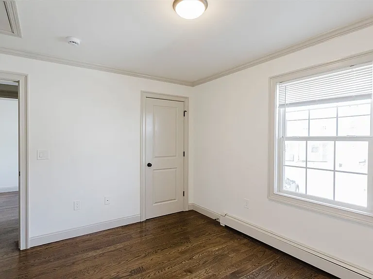 2597 Washington St — Photo 17