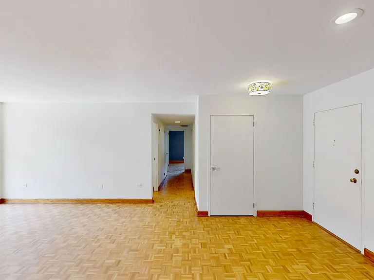 1300 Queens Rd #309 — Photo 15
