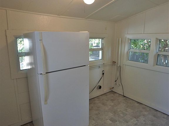 4th image of 1030 Madison Ave