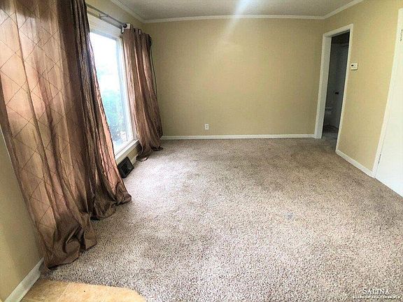 4th image of 934 Vassar Dr