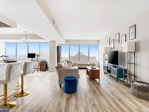 5340 Holmes Run Pkwy Unit 1407, Alexandria, VA 22304