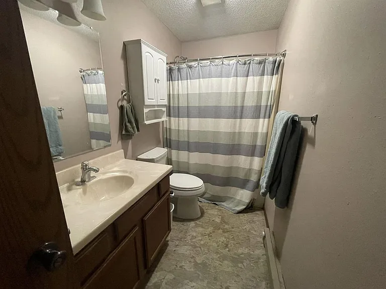 1000 Terrace Dr — Photo 4