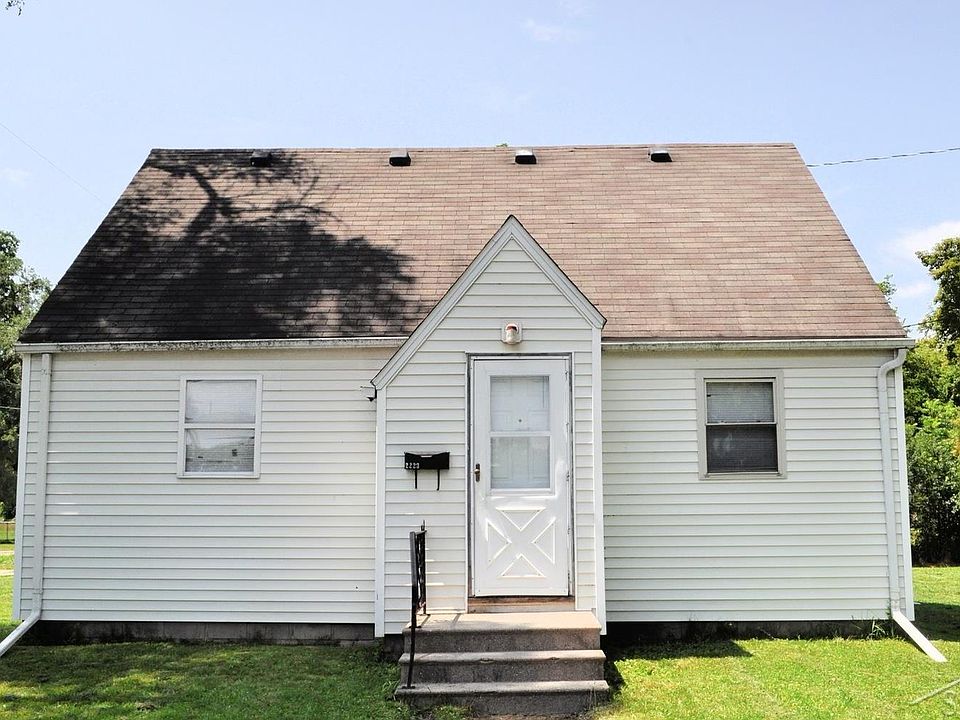 1st image of 2223 Hazelwood Ave