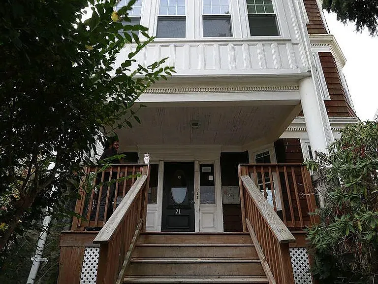 71 Walnut Park #2 — Photo 6