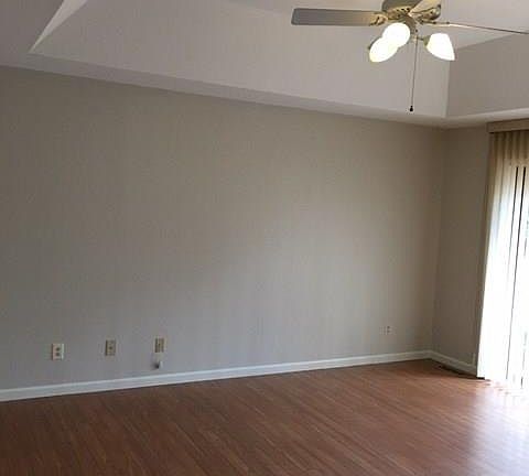 5th image of 104 Lakeview Est