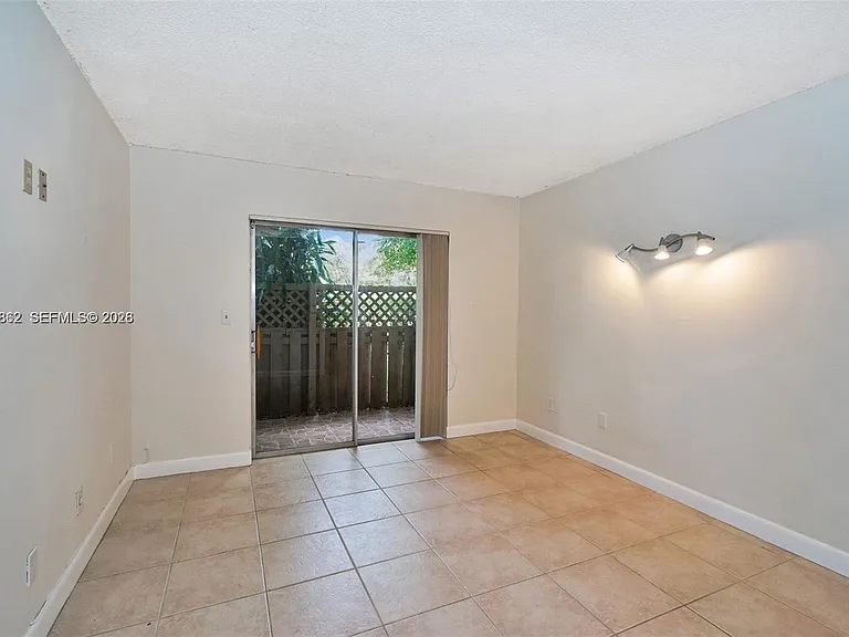 8500 SW 109th Ave #6-102 — Photo 7