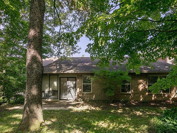 3rd image of 2116 Allegheny Way