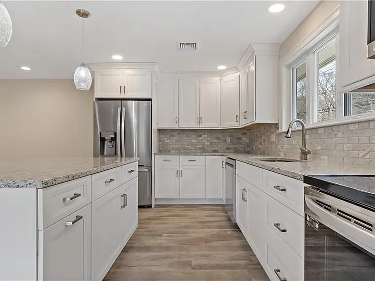 595 Saint Paul St #1 — Photo 12