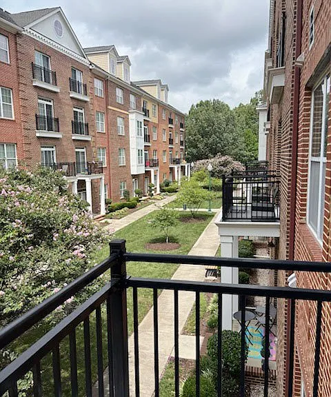 Belmont at City Center — Photo 31