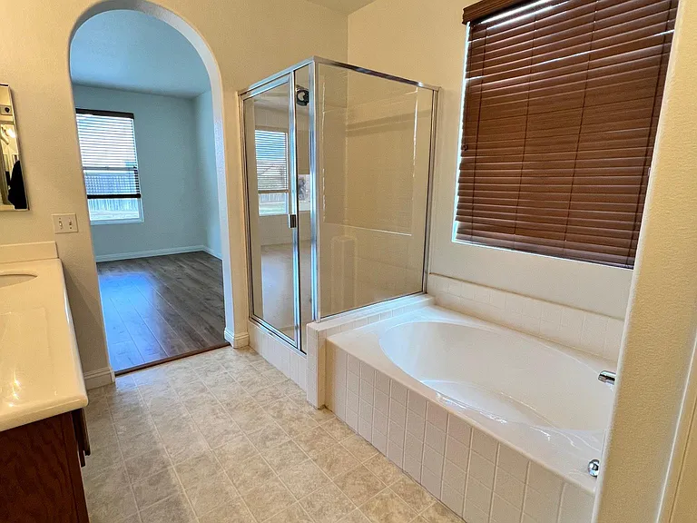 1092 Lyra Way — Photo 15