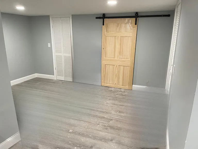 11 Highland Ave — Photo 15