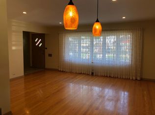 7301 W Roscoe St, Chicago, IL 60634