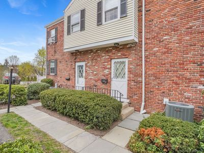 66 Seaside Avenue #E, Stamford, CT, 06902