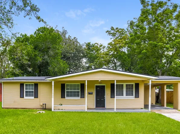 6227 Pine Summit Dr, Jacksonville, FL 32211