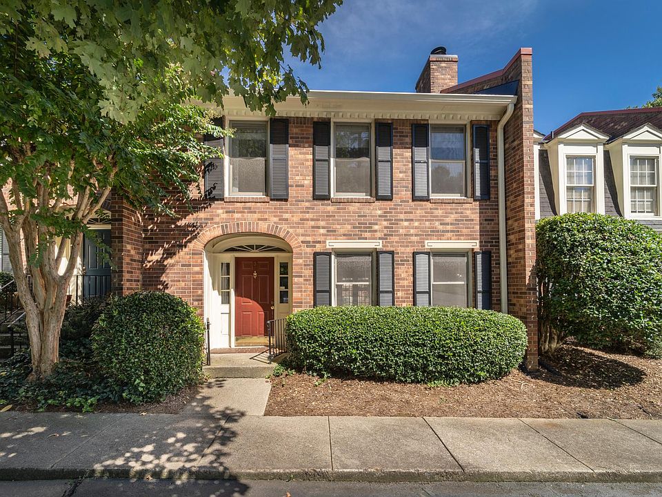 1st image of 3 Queen Victoria Pl NE