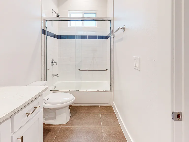 3922 Brighton Ave #1 — Photo 6