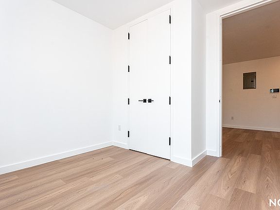 5th image of 650 Madison St #2D