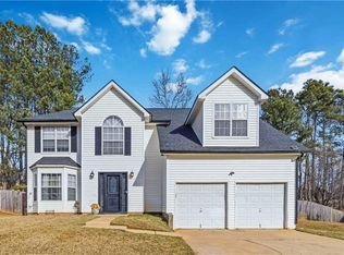 700 Deshon Creek Dr, Lithonia, GA 30058
