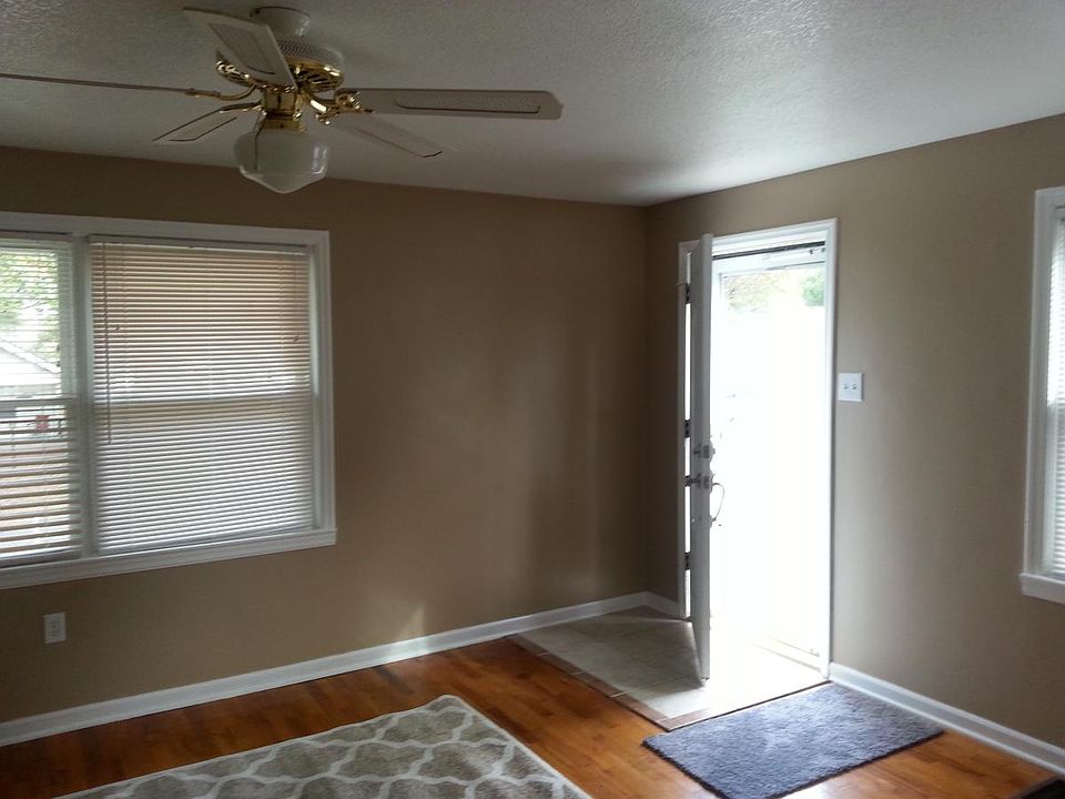 1st image of 3504 Penn St