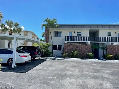 632 Victoria Dr #201 Photo 1