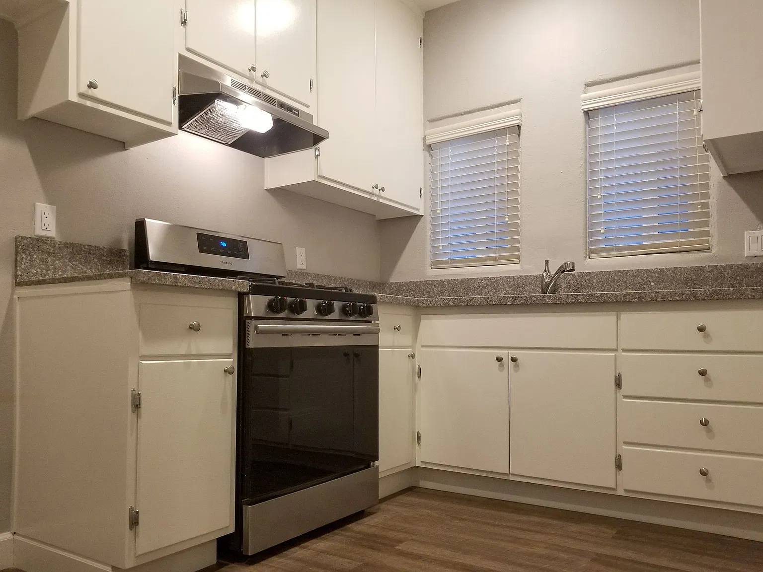 2443 Palm Place 1 Bed1 Bath $1775 — Photo 2