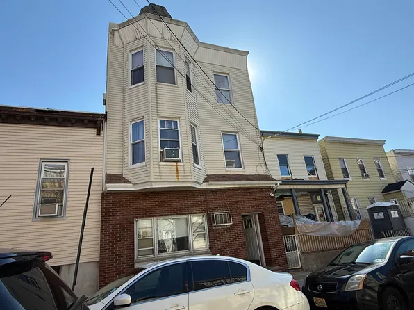 609 38th Street image 1 of 6