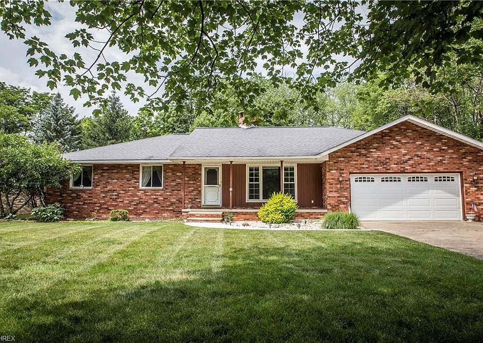 1st image of 10104 Lynn Dr