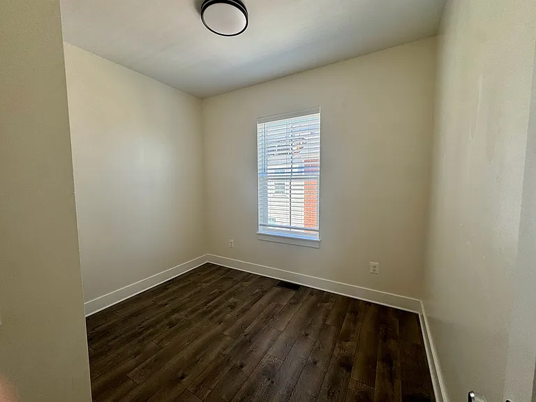 1228 Wynton Pl NE — Photo 24