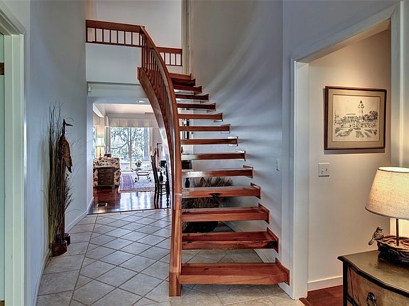 5th image of 16 Settlers Cove
